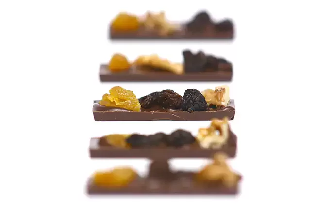 Receita de Barrinha de chocolate com frutas secas