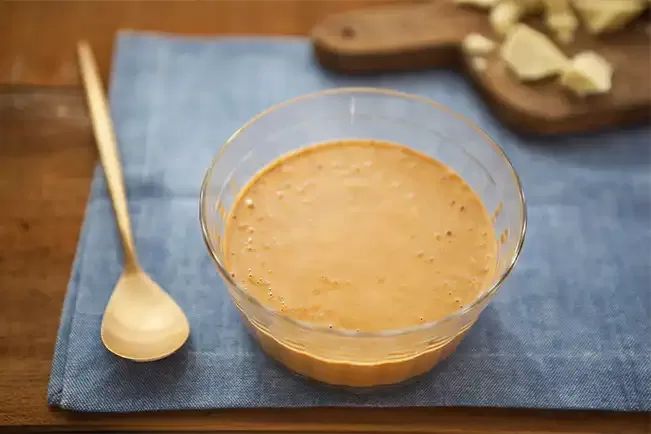 Receita de Calda de chocolate branco caramelizado