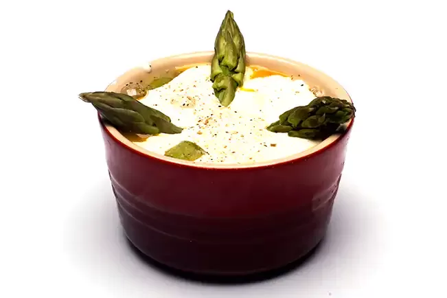 Receita de Cocotte de aspargos com presunto cru