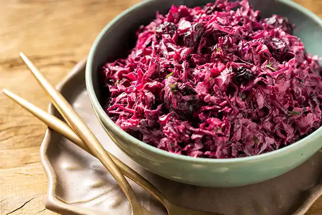 Receita de Coleslaw roxo de repolho e beterraba