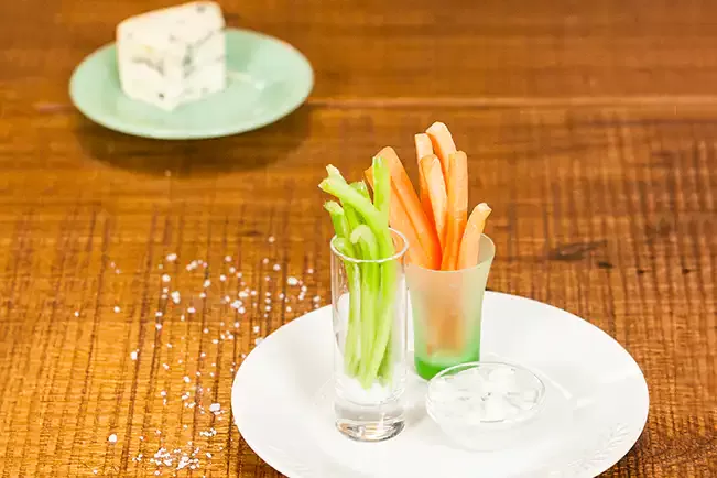 Receita de Crudités com dip de gorgonzola
