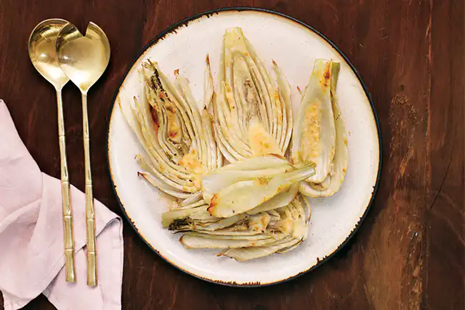 Erva-doce assada com parmesão