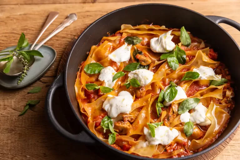 Receita de Lasanha com ragu de cogumelo em uma panela só