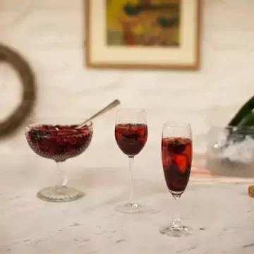 Prosecco com frutas vermelhas
