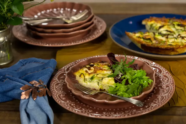 Receita de Quiche de arroz com abobrinha e queijo de minas (reaproveitamento)