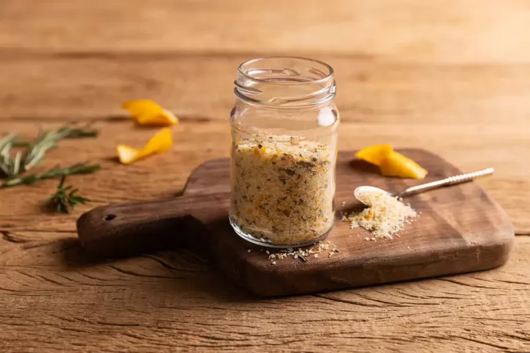 Receita de Sal de laranja e alecrim