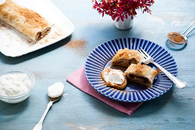 Strudel folhado de maçã