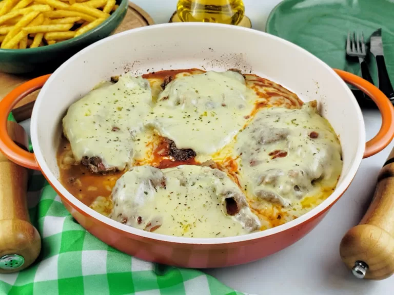 Receita de Bife à parmegiana sem farinha de rosca