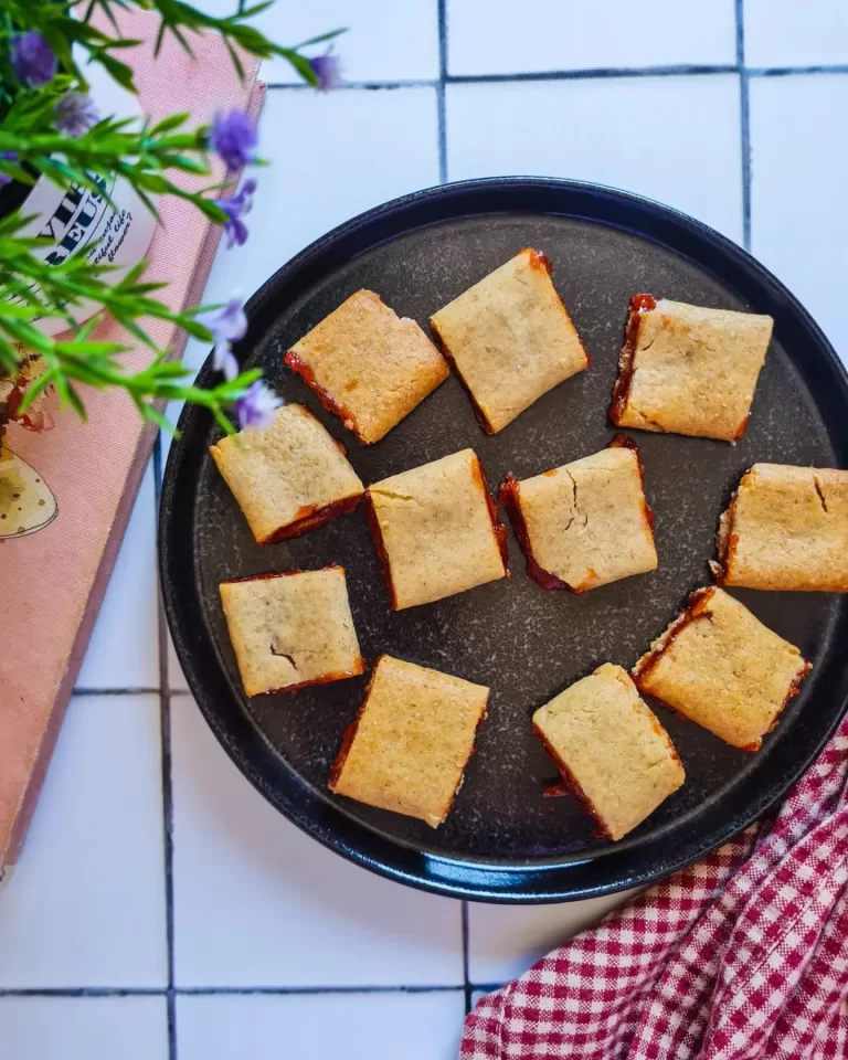 Receita de Biscoito goiabinha fácil