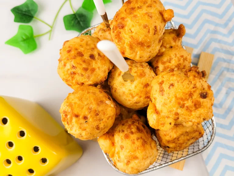 Receita de Bolinha de queijo muito fácil