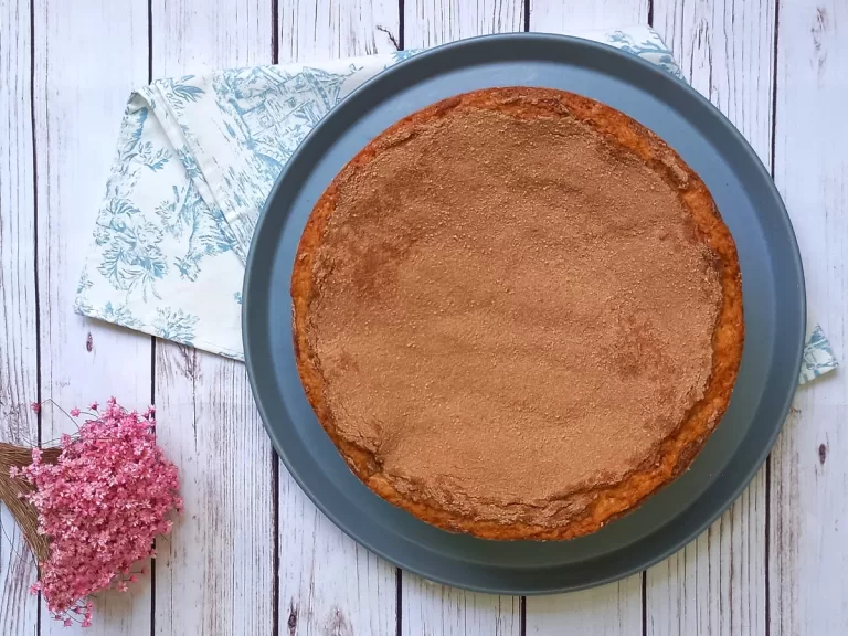 Receita de Bolo de iogurte com casquinha crocante