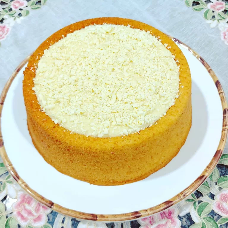 Receita de Bolo de iogurte com cobertura de Ninho