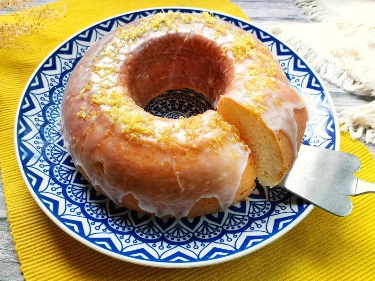 Receita de Bolo de limão com iogurte