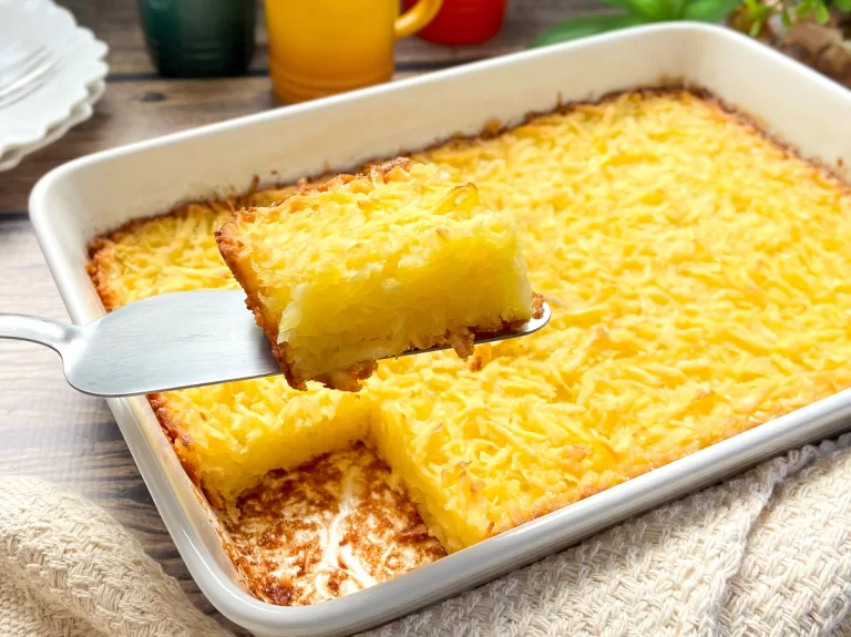 Receita de Bolo de mandioca crua