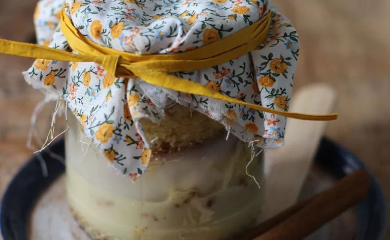 Receita de Bolo de pote com leite condensado