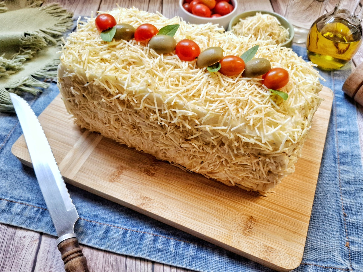 Bolo salgado de pão de forma