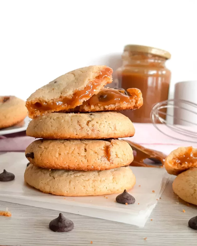 Receita de Cookies recheados com doce de leite