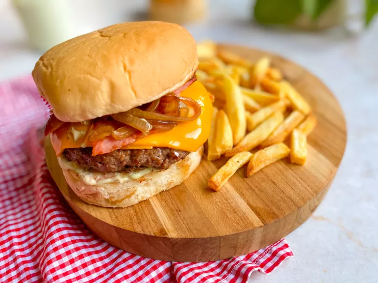 Receita de Hambúrguer artesanal fácil e rápido