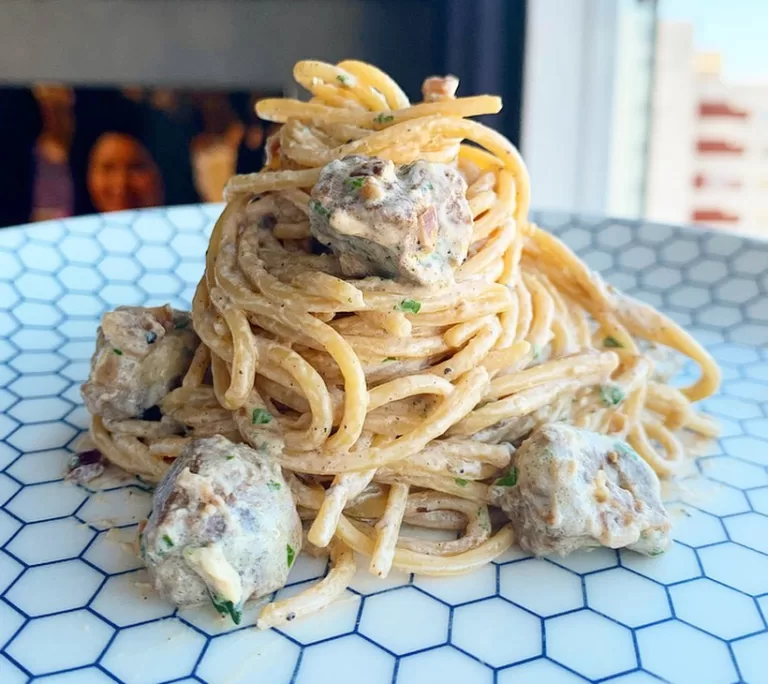 Receita de Macarrão cremoso com filé mignon