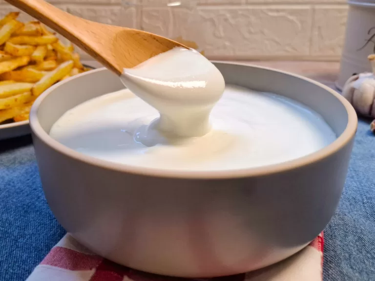 Receita de Molho de alho caseiro