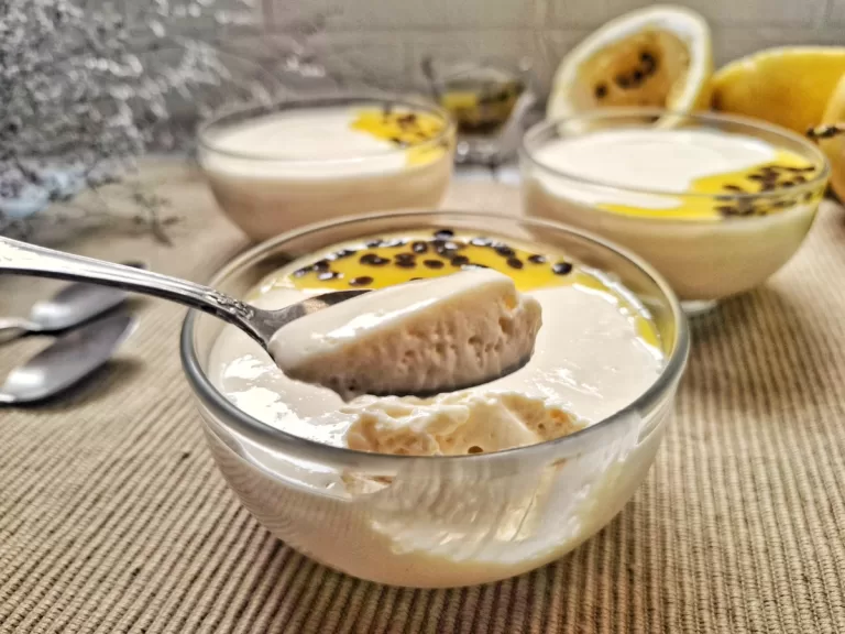 Receita de Mousse de maracujá com suco