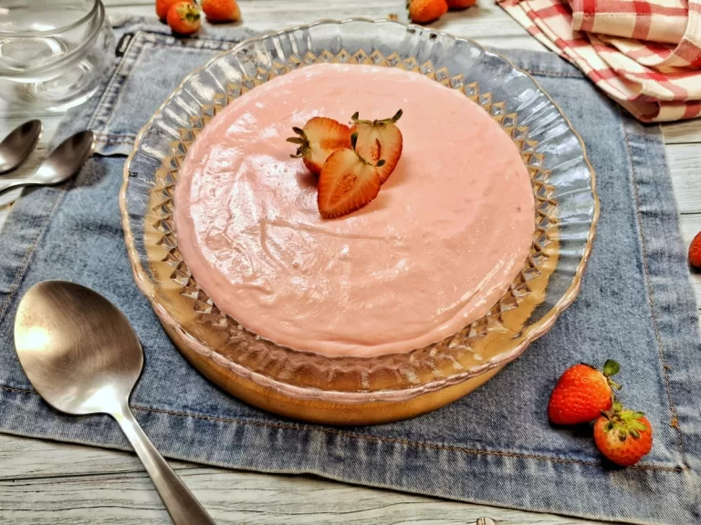 Receita de Mousse de morango com leite