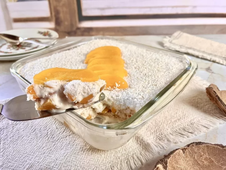 Receita de Pavê de pêssego simples