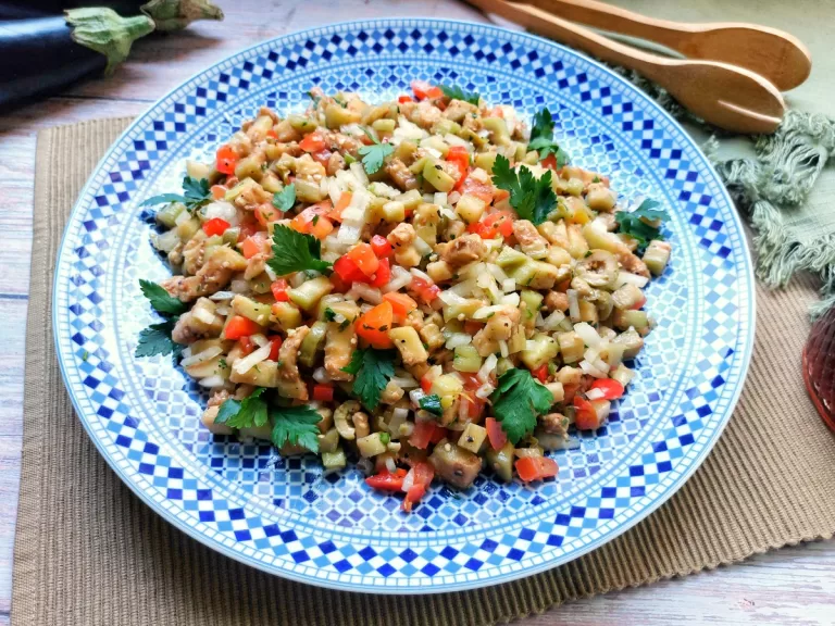 Receita de Salada de berinjela crua