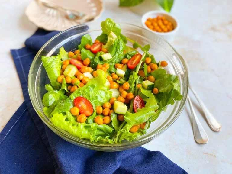 Receita de Salada de grão-de-bico crocante