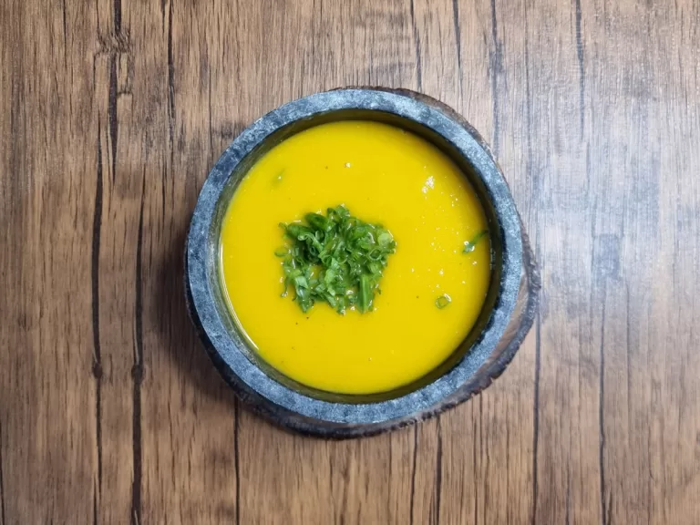 Receita de Sopa de abóbora e cenoura light