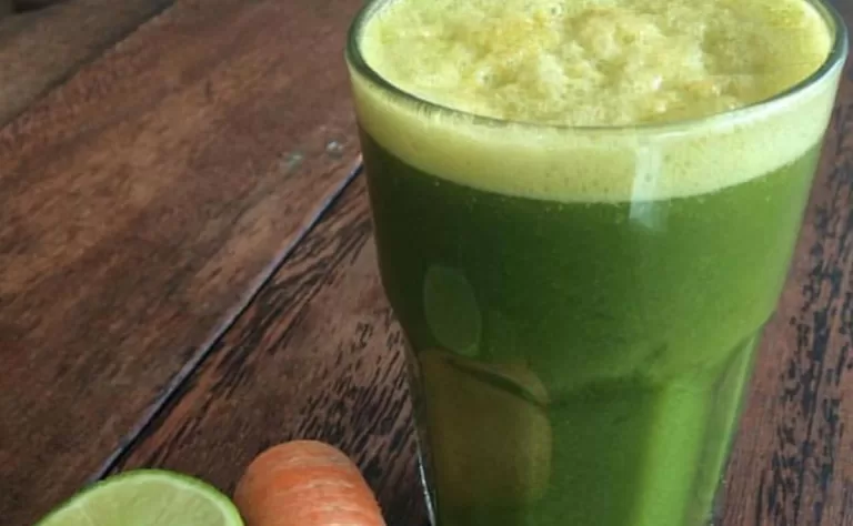 Receita de Suco de couve com cenoura